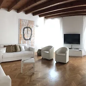 2* Πανσιόν Quarenghi16